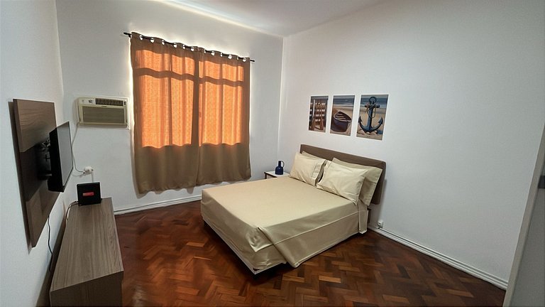 Apartamento de 1 Quarto na Praia de Copacabana
