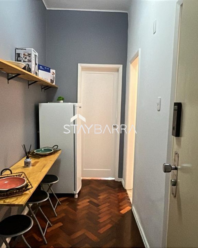 Apartamento de 1 Quarto na Praia de Copacabana